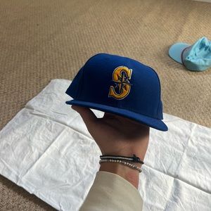 SEATTLE MARINERS MLB NEW ERA FITTED HAT 7 1/4